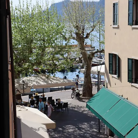 La Fata Del *